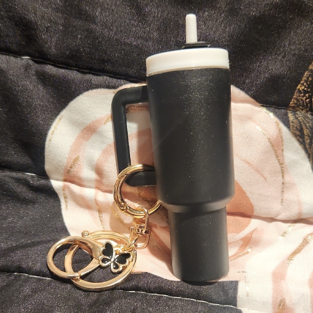 Black Tumbler Keychain with Butterfly Gold Accents